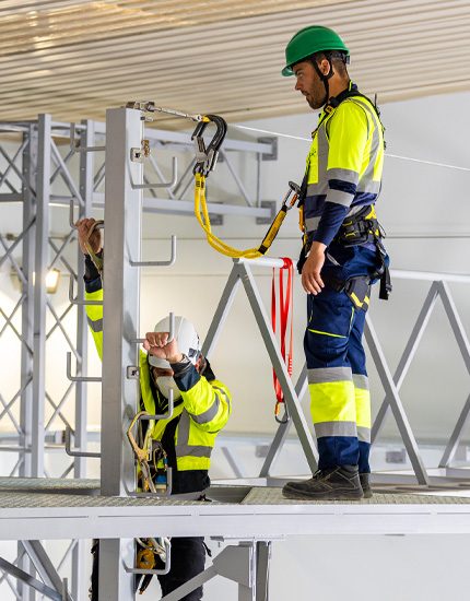 03_00_1_CONSULTORIA_FORMACION_PRL_CURSOS_DESTACADOS_GRUPO_MACAP_430x550px